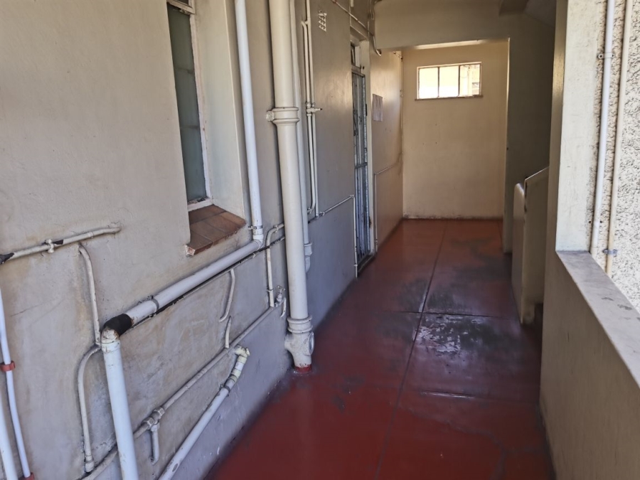 1 Bedroom Property for Sale in Port Elizabeth Central Eastern Cape